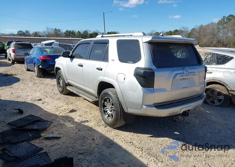 2014 Toyota 4Runner Sr5 z USA, uszkodzony, nr VIN JTEZU5JR5E5079080